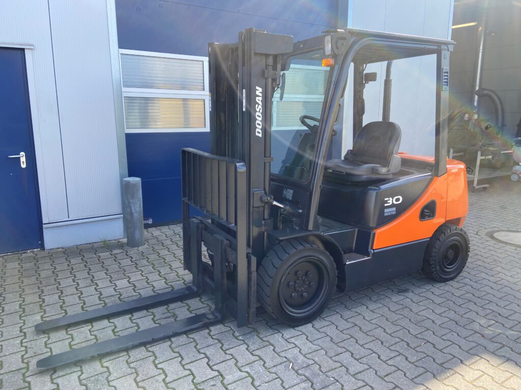 Doosan D30 S5 Dieselgabelstapler