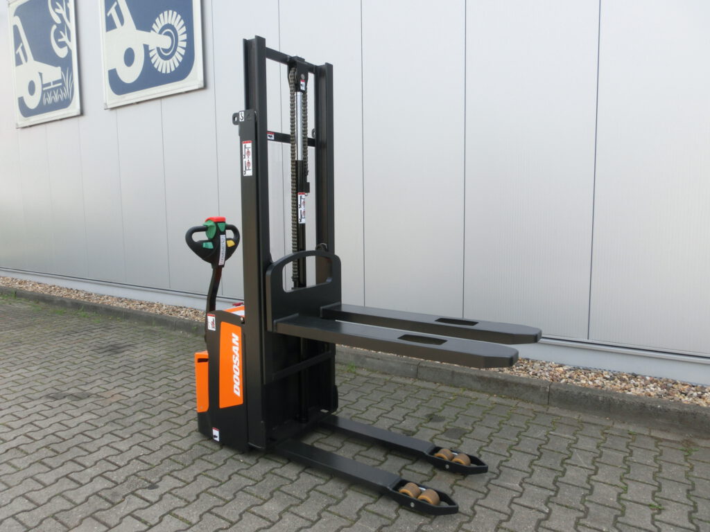 Doosan Hochhubwagen BSL13S-7C