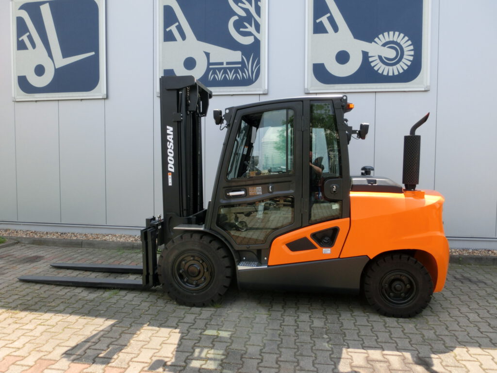 Doosan D50C-9 Dieselgabelstapler