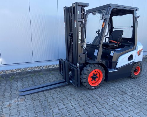 Bobcat Dieselgabelstapler D30NXP