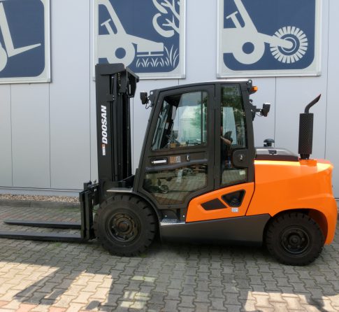 Doosan D50C-9 Dieselgabelstapler